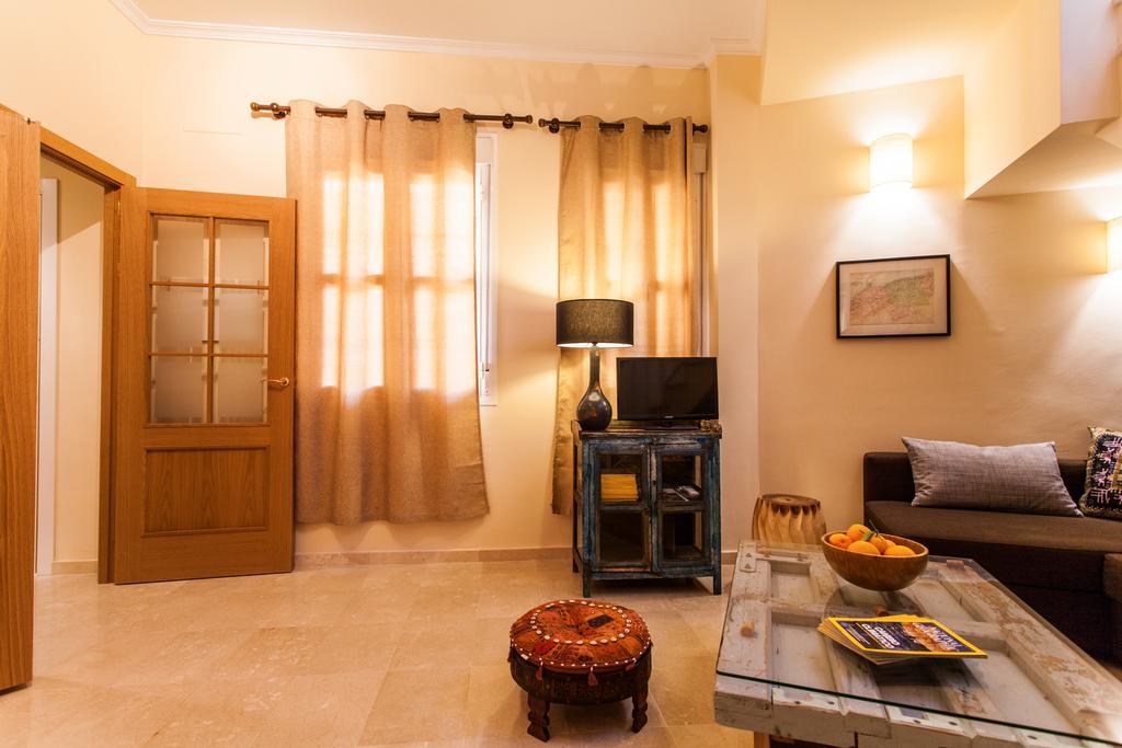 Bedouin Chic Rooftop - Space Maison Apartments Seville Exterior photo