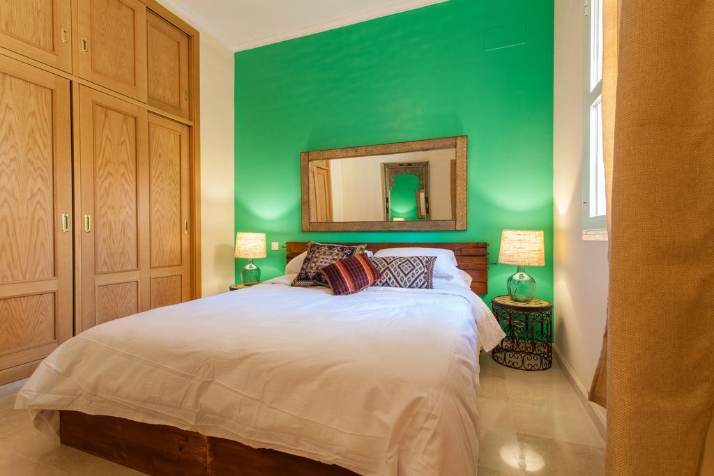 Bedouin Chic Rooftop - Space Maison Apartments Seville Exterior photo